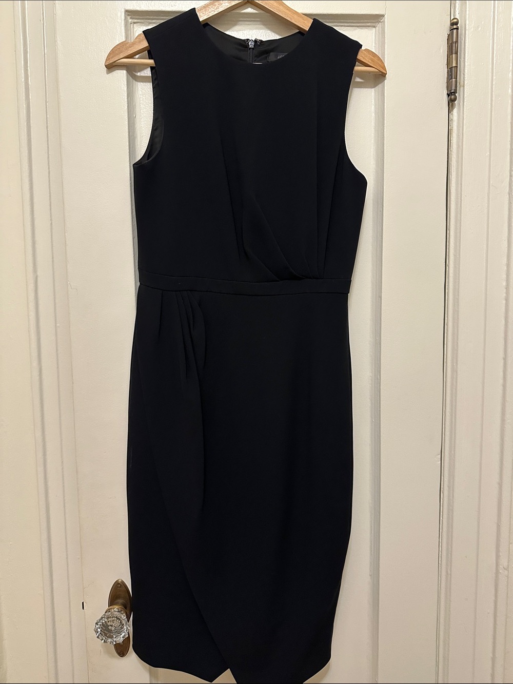 Classic Sleeveless Black Sheath Dress
